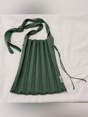 Joseph & Stacey Lucky Pleats Knit Bag Mugwart